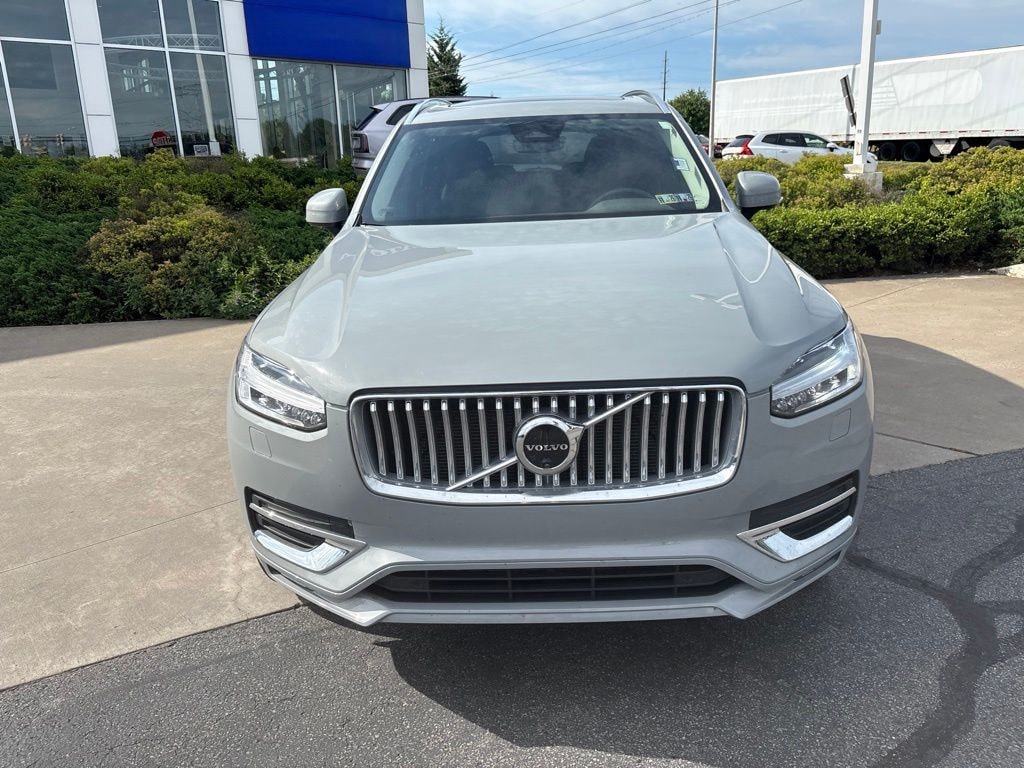 Certified 2025 Volvo XC90 B6 Plus 7-Seater SUV