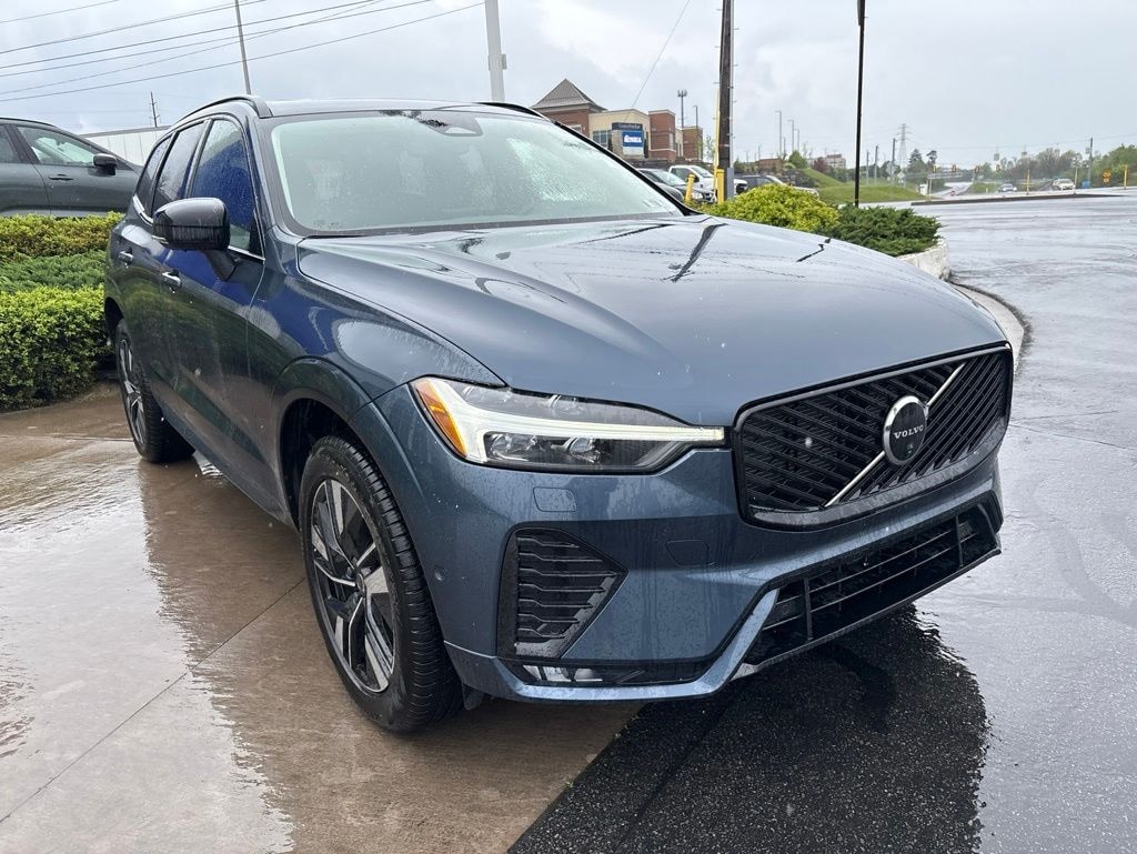 New 2026 Volvo XC60 B5 Plus SUV