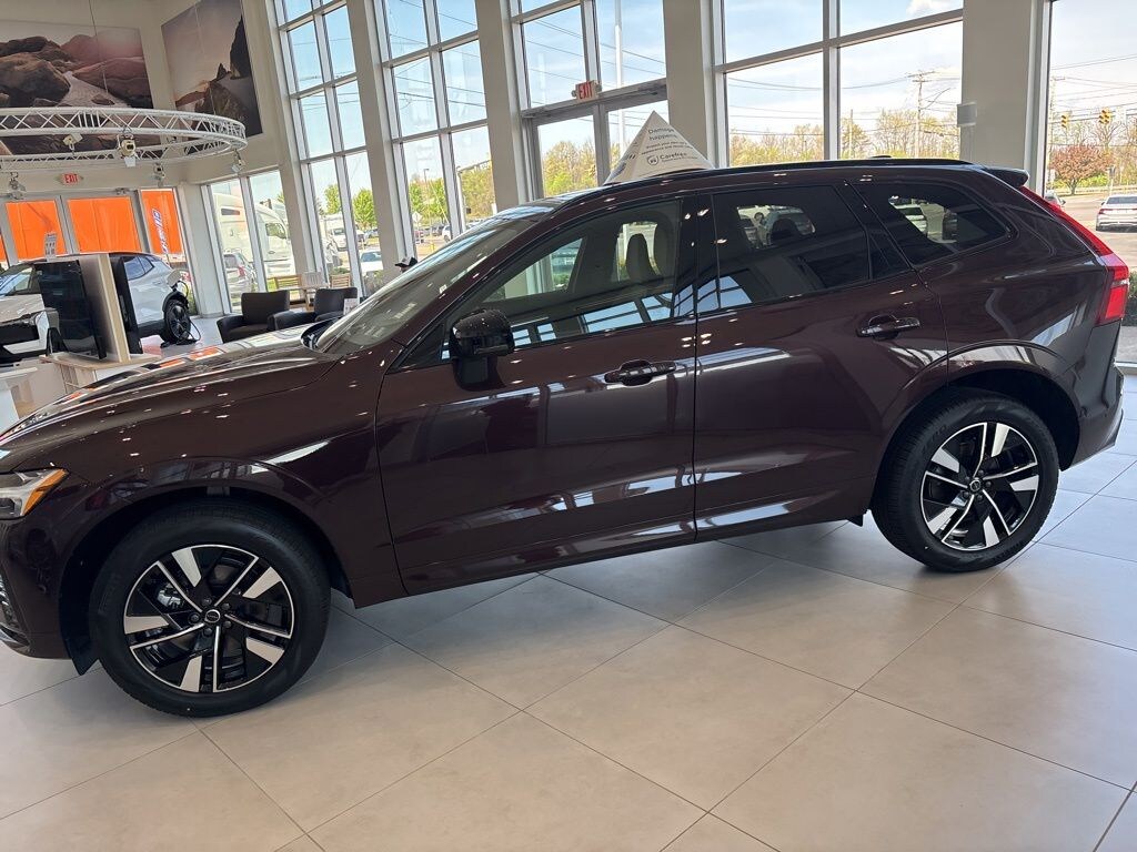 New 2026 Volvo XC60 B5 Plus SUV