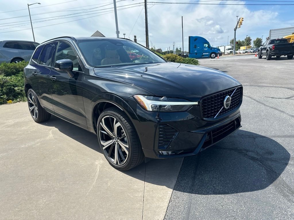 Used 2025 Volvo XC60 B5 Ultra SUV
