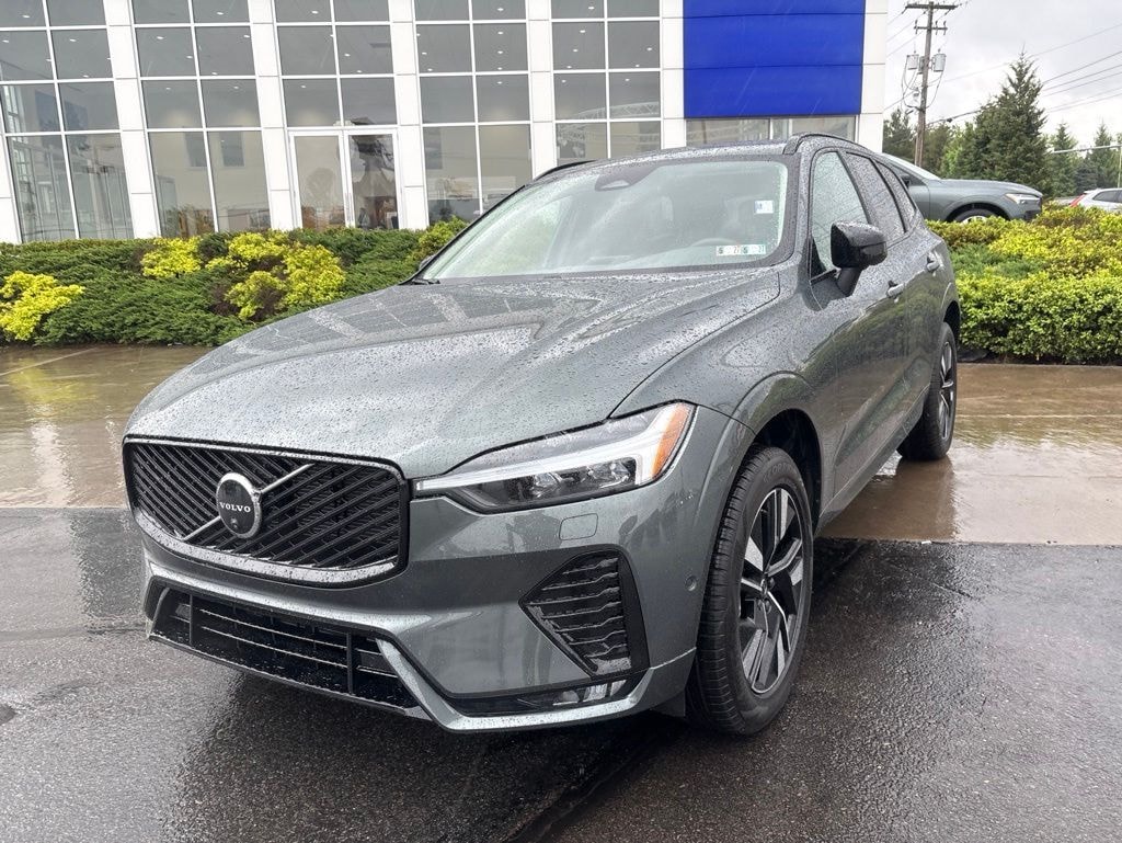 New 2026 Volvo XC60 B5 Plus SUV