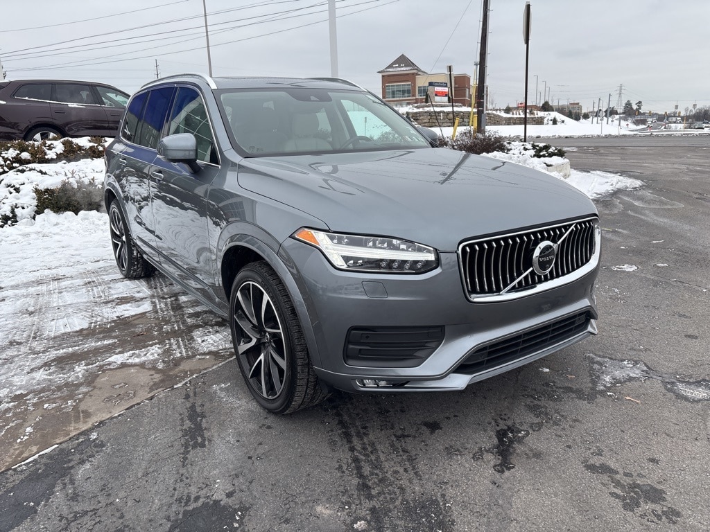 Used 2020 Volvo XC90 T6 Momentum SUV