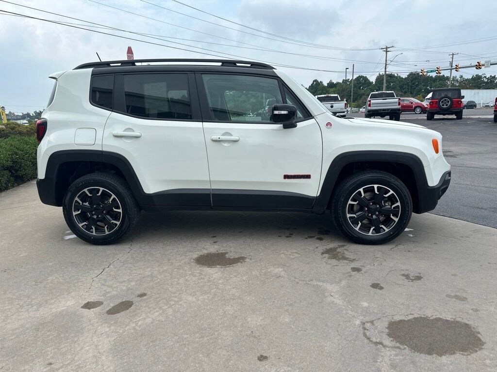 Used 2023 Jeep Renegade Trailhawk SUV