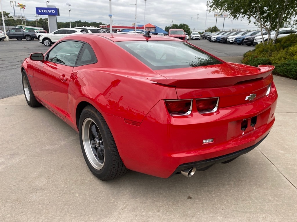 Used 2013 Chevrolet Camaro 2LS with VIN 2G1FA1E34D9225316 for sale in Pittston, PA