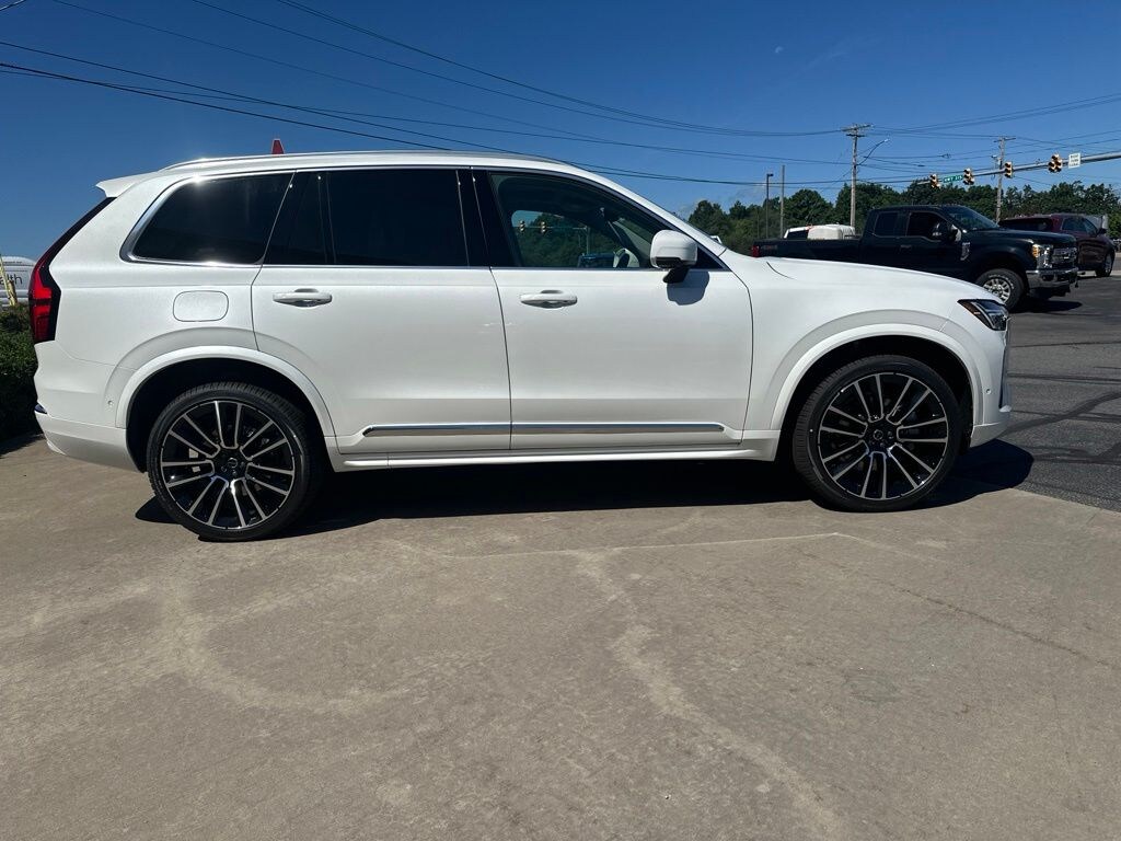 New 2026 Volvo XC90 B6 Plus 7-Seater SUV