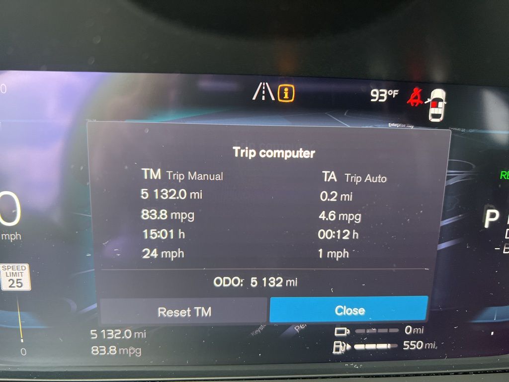 2025 Volvo XC60 Plus - Photo 19