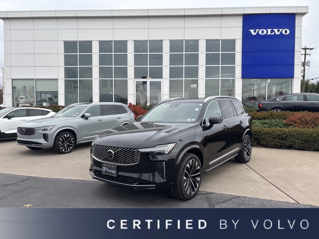 2025 Volvo XC90 Plus's photo