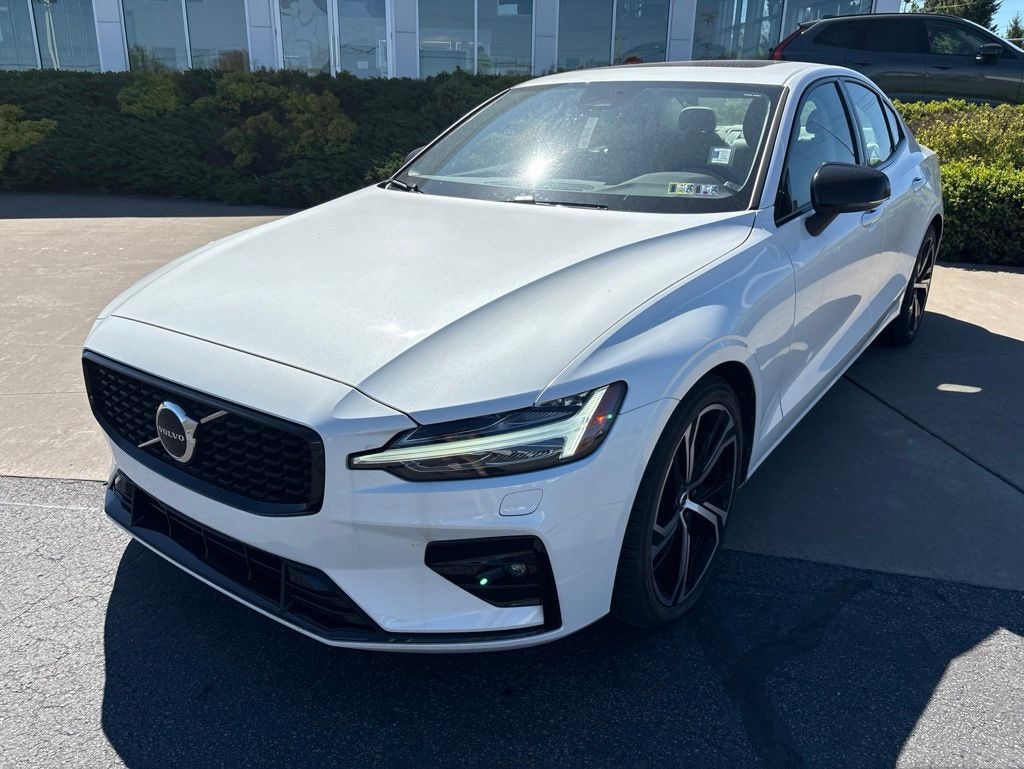 Certified 2024 Volvo S60 B5 Core Dark Theme Sedan