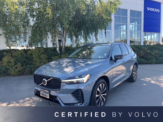 2023 Volvo XC60 B5 Plus Dark Theme SUV