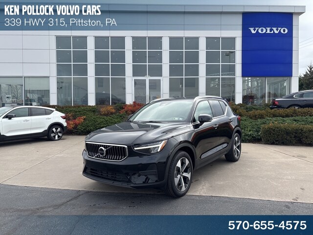 2025 Volvo XC40 B5 Core Bright Theme AWD SUV