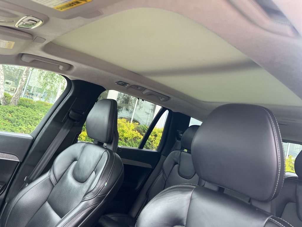 2022 Volvo XC90 Inscription - Photo 16