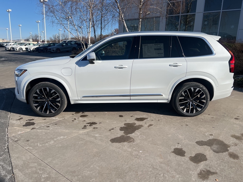 New 2025 Volvo XC90 plug-in hybrid T8 (2025.5) Ultra 6-Seater SUV