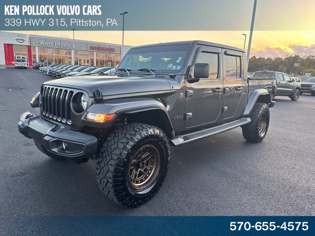 Used 2021 Jeep Gladiator Overland Truck