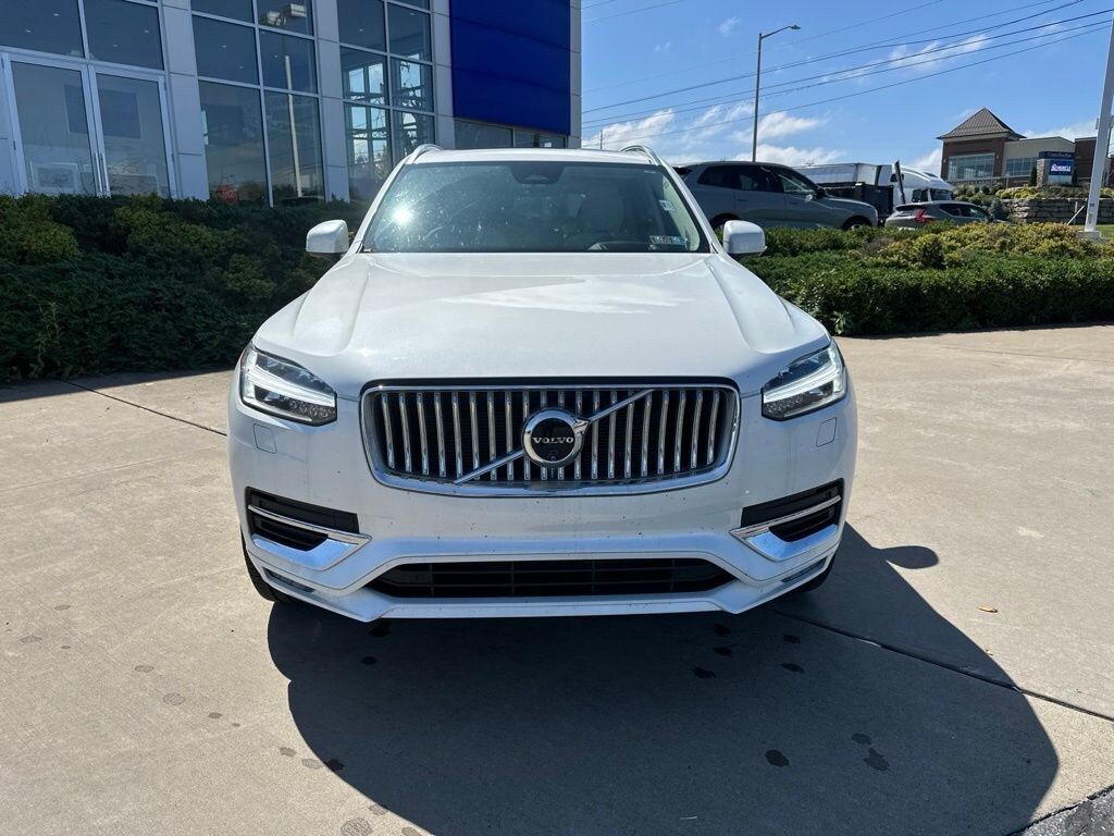 Used 2025 Volvo XC90 B6 Ultra SUV