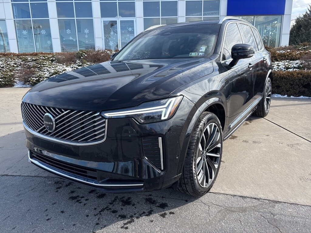 Certified 2025 Volvo XC90 B6 Plus 7-Seater SUV