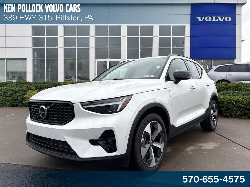 New 2026 Volvo XC40 B5 Plus SUV