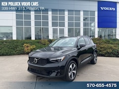 2026 Volvo XC40 B5 Plus AWD SUV