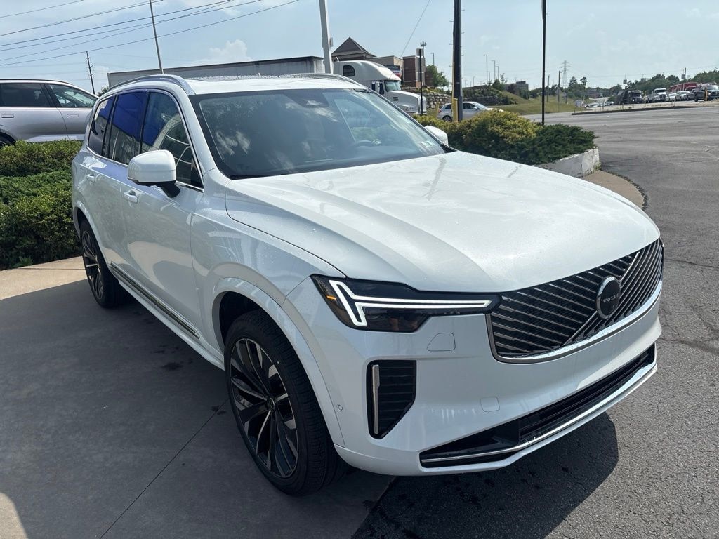 New 2026 Volvo XC90 plug-in hybrid T8 Plus 7-Seater SUV