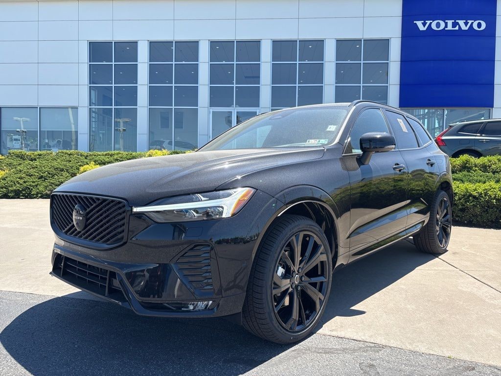 New 2026 Volvo XC60 B5 Ultra Black Edition SUV