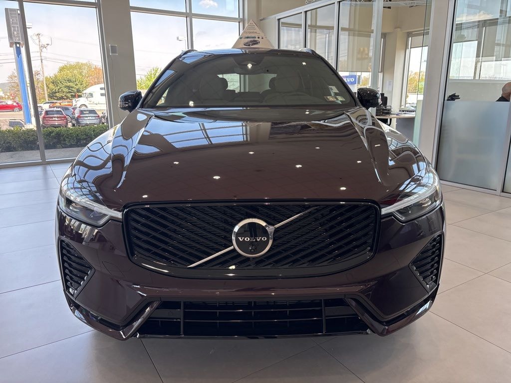New 2026 Volvo XC60 B5 Plus SUV