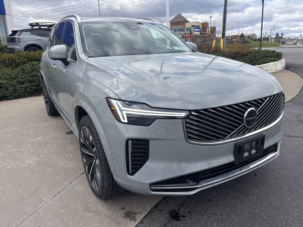 Used 2025 Volvo XC90 B6 Plus 7-Seater SUV