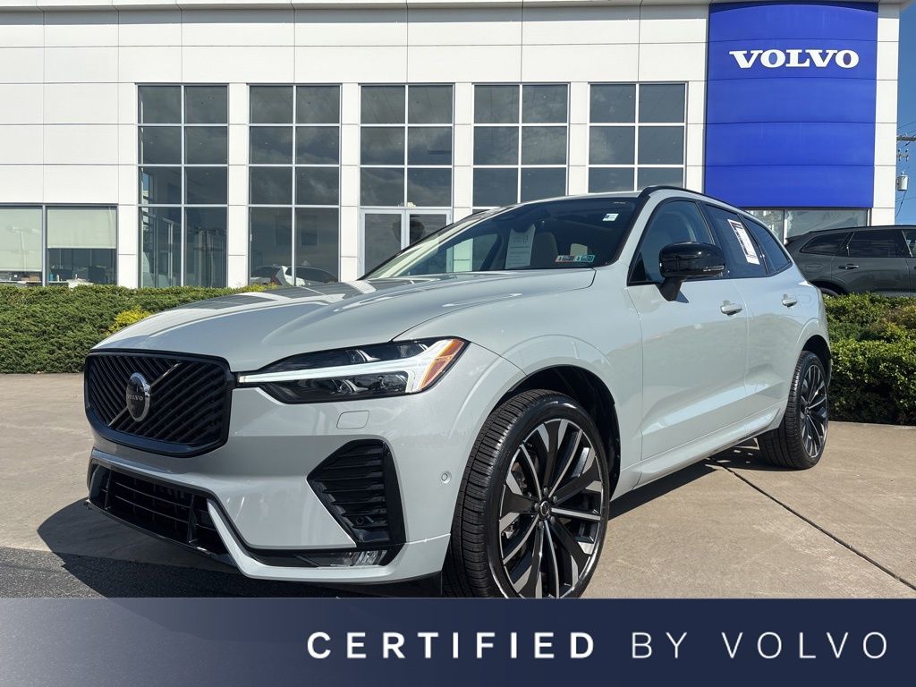 2026 Volvo XC60 B5 Ultra Dark AWD's photo