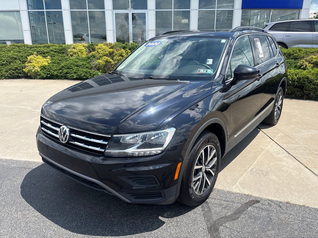Used 2020 Volkswagen Tiguan SE with VIN 3VV2B7AX3LM058923 for sale in Pittston, PA