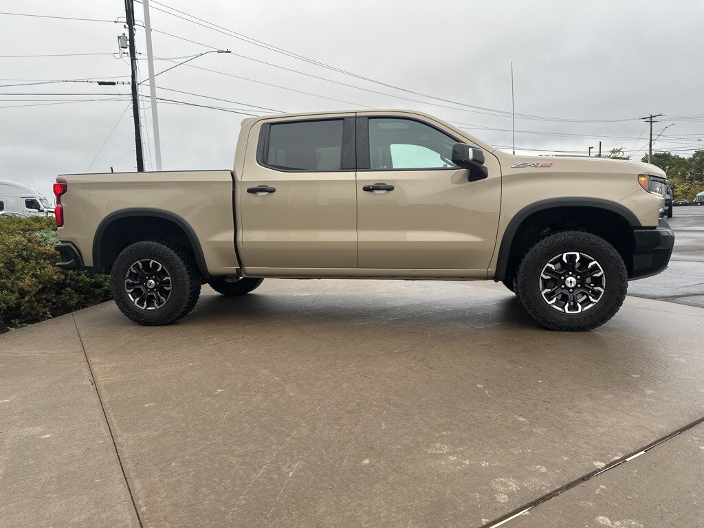2022 Chevrolet Silverado 1500 ZR2 photo 3