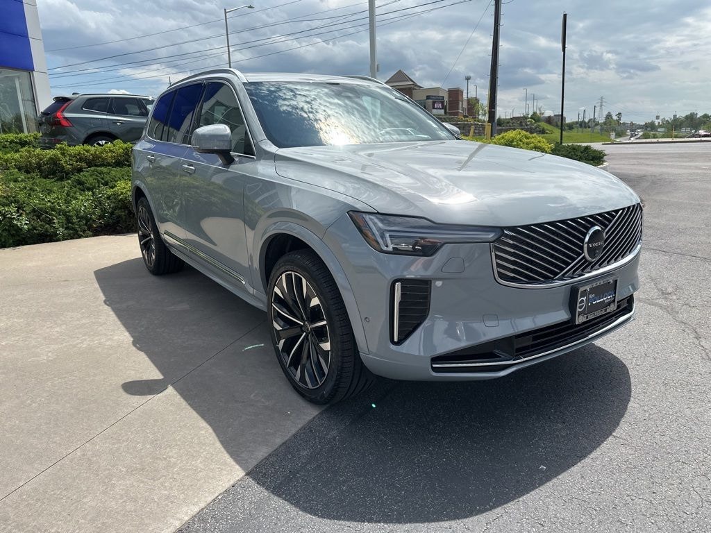 Certified 2025 Volvo XC90 B6 Plus 7-Seater SUV