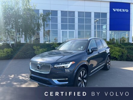 2023 Volvo XC90 Recharge Plug-In Hybrid Ultimate SUV