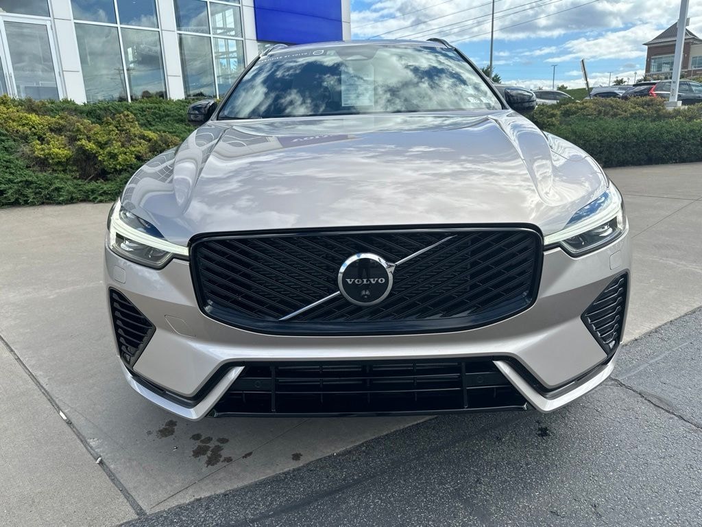 Certified 2026 Volvo XC60 Plug-In Hybrid T8 Plus SUV
