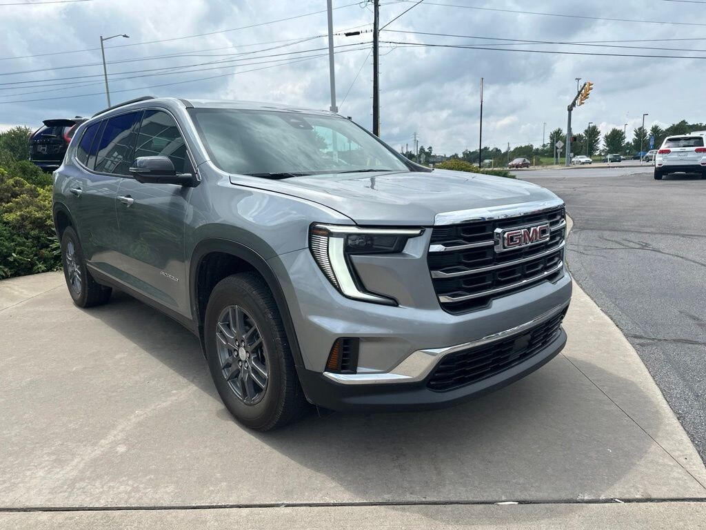 Used 2026 GMC Acadia Elevation SUV