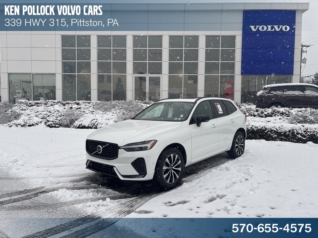 2024 Volvo XC60 Plus's photo