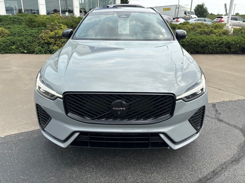 Used 2026 Volvo XC60 B5 Ultra Black Edition SUV