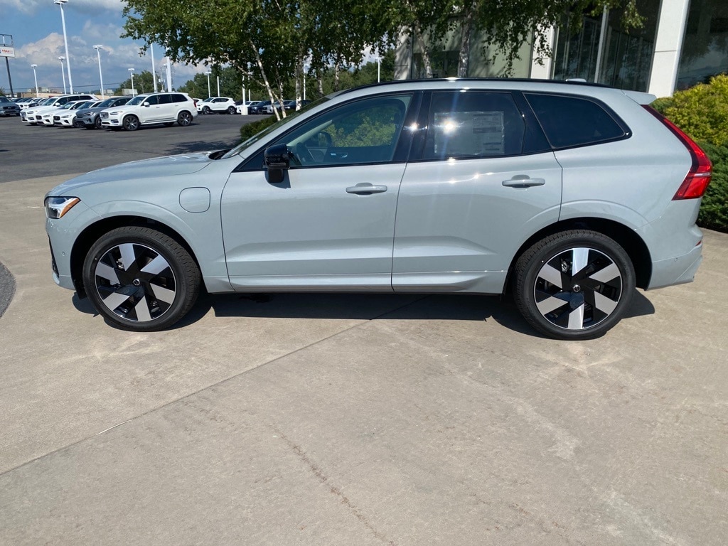 New 2025 Volvo XC60 T8 Plugin Hybrid Plus For Sale at Ken Pollock Auto
