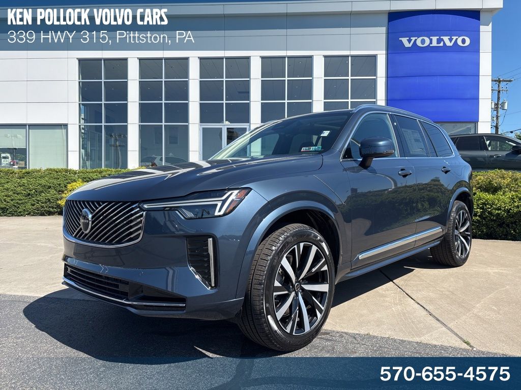 2026 Volvo XC90 B5 Core Bright 4WD's photo