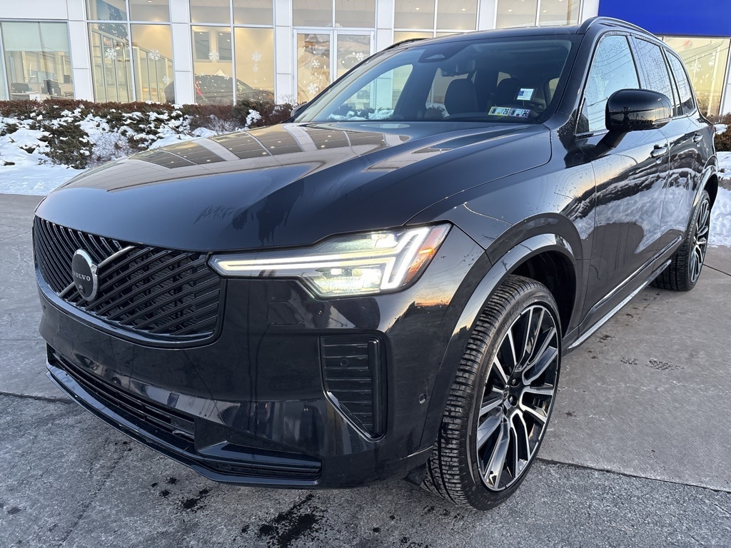 New 2026 Volvo XC90 B6 Ultra Dark Theme 6-Seater SUV