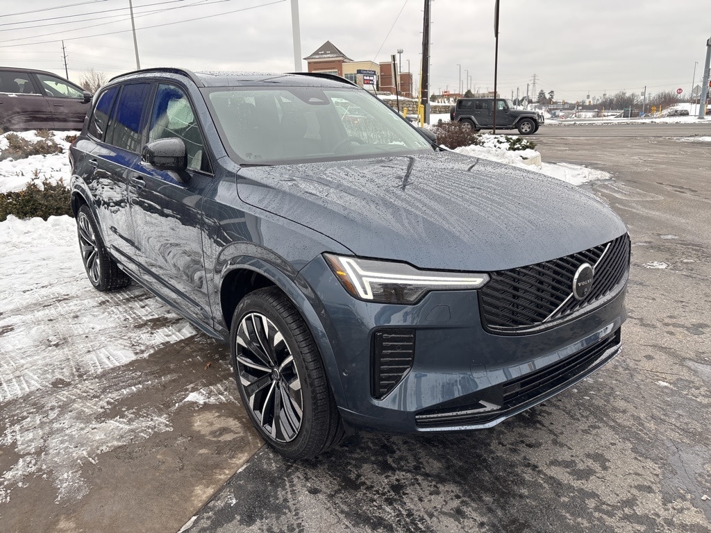 New 2026 Volvo XC90 B6 Ultra Dark Theme 7-Seater SUV