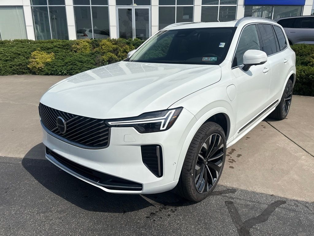 New 2026 Volvo XC90 plug-in hybrid T8 Plus 7-Seater SUV