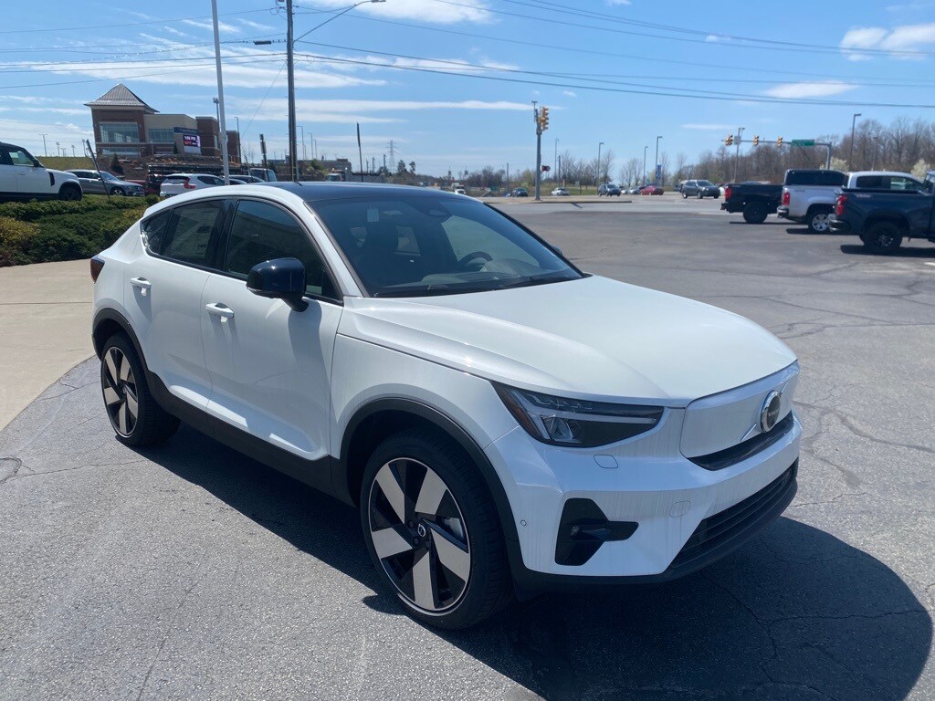 2023 Volvo C40 Recharge Plus photo 3