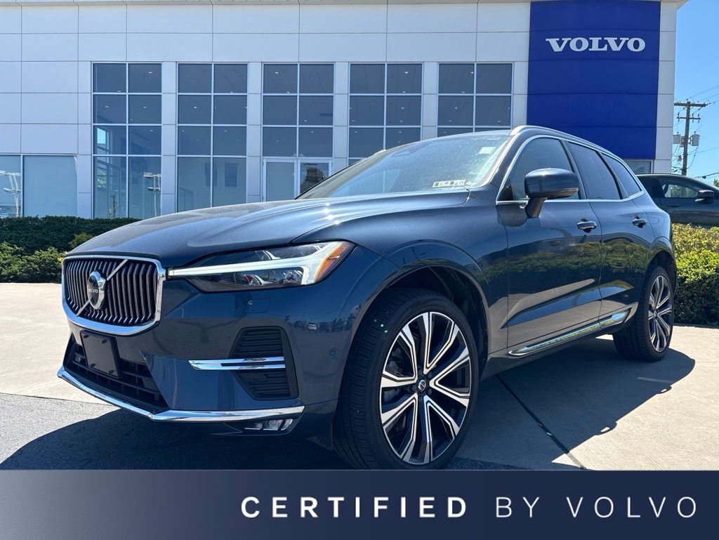 2023 Volvo XC60 B6 Ultimate Bright Theme AWD's photo