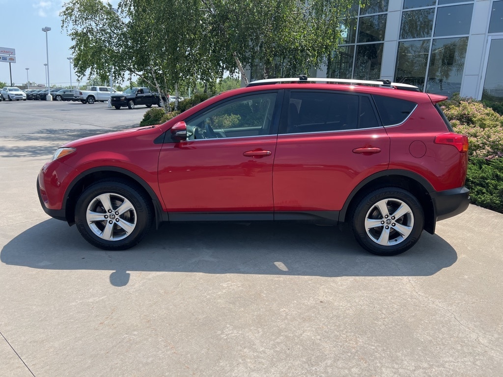 Used 2015 Toyota RAV4 XLE with VIN JTMRFREV8FD100721 for sale in Pittston, PA