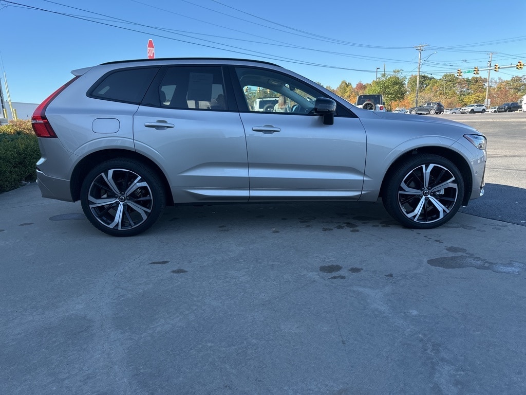 Certified 2025 Volvo XC60 B5 Ultra SUV