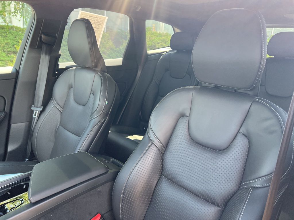 2024 Volvo XC60 Ultimate - Photo 15