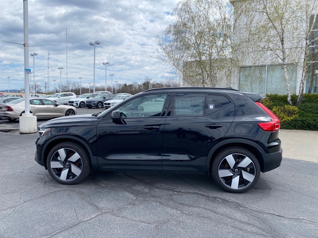 New 2024 Volvo XC40 Recharge Pure Electric For Sale at Ken Pollock