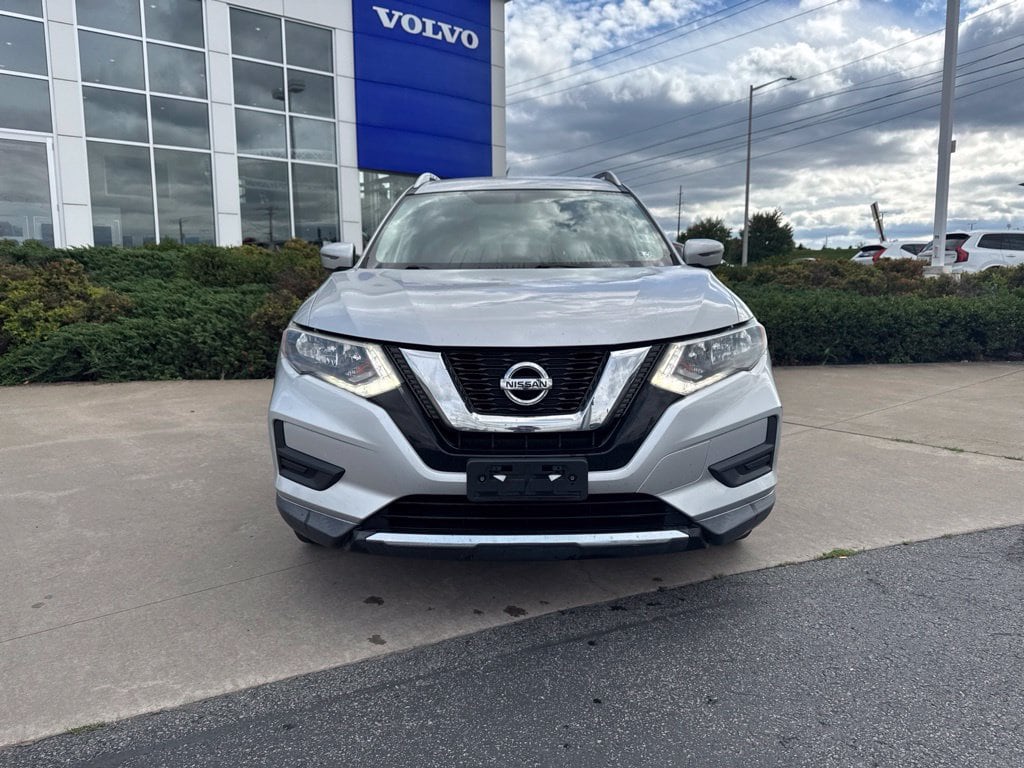 Used 2017 Nissan Rogue SV with VIN KNMAT2MV1HP507960 for sale in Pittston, PA