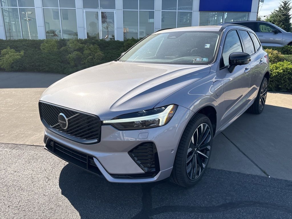 New 2026 Volvo XC60 plug-in hybrid T8 Ultra SUV