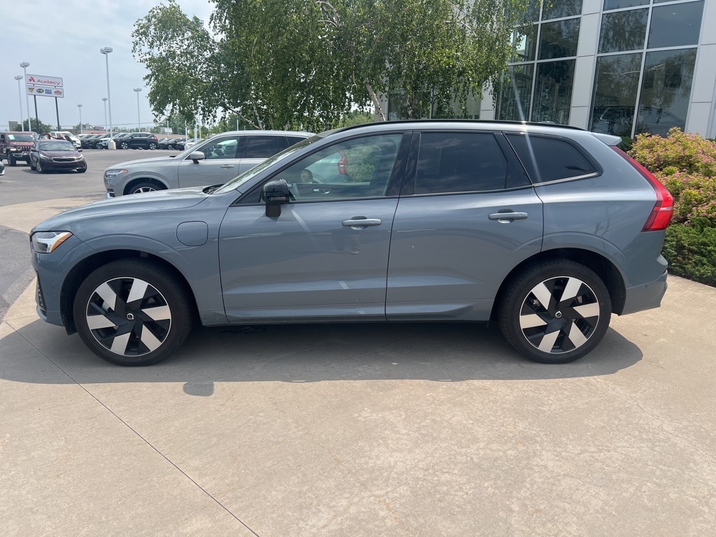 Certified 2024 Volvo XC60 Plus with VIN YV4H60DL8R1918041 for sale in Pittston, PA