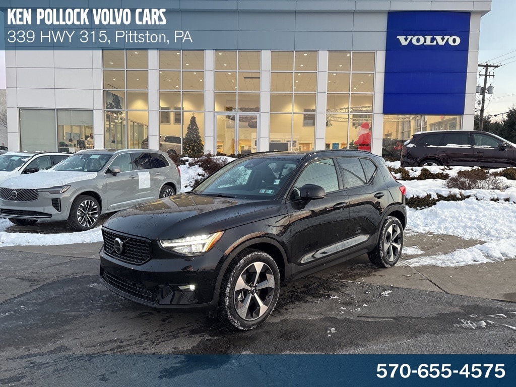 2026 Volvo XC40 Plus's photo