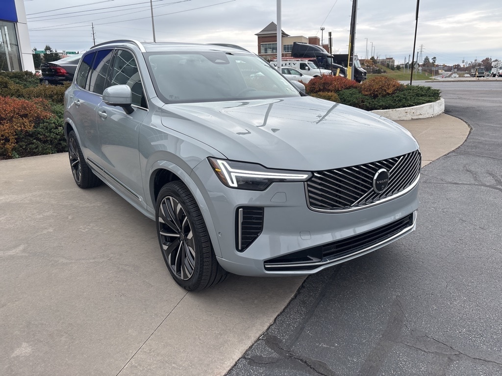 Certified 2025 Volvo XC90 B5 Plus SUV